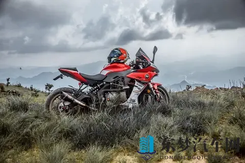 摩托车主明知装射灯会被罚，为何还铤而走险？-1