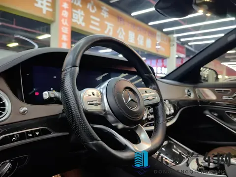 色中色AV：汽车显示新突破，未来驾驶体验升级，技术揭秘！