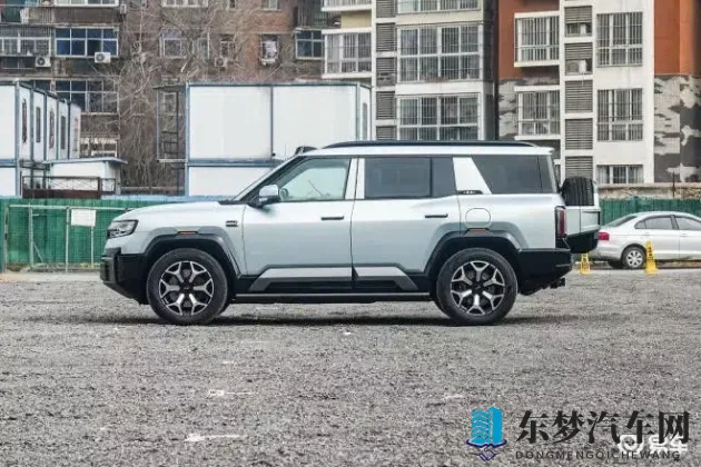 五月婷婷 六月丁香：盛夏车市迎来智能电动新浪潮-1