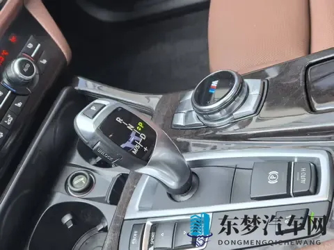 国产AV黄色:汽车色彩技术革新,重塑驾乘视觉体验-2