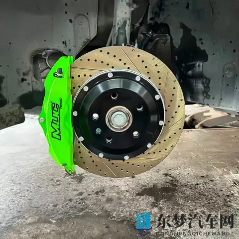 奥迪A3改装MUC前轮CX4四活塞刹车卡钳-3