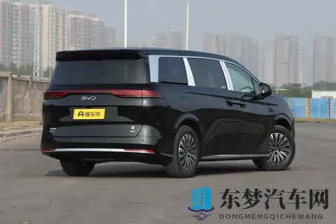 2026款比亚迪夏上市 限时1968万起 纯电续航218km 抢占合资MPV市场-2