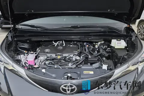 爱情岛论坛亚洲自拍：汽车自拍热潮席卷，驾驶乐趣无限探索-2