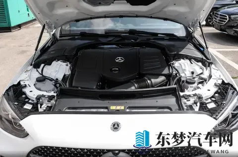 花30万买台15T的车，到底图个啥？静态解析奔驰C级