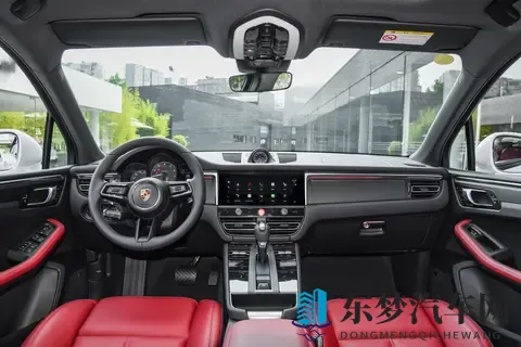 2026 款 Macan 逐梦版 、T 版 、S 版，三款主力版对比-3
