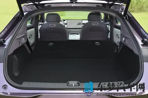 【E汽车】全新奔驰E级上市,经典版售4299万元起-1