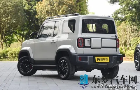 宝骏推新SUV，销量低迷能否翻身？303公里续航真够用。-2