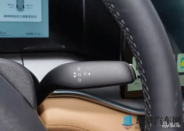 中国帅小伙Gay自慰集合:选车新哲学,座驾彰显真我-1