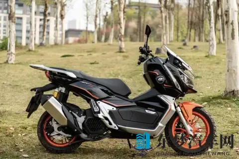 别等13年报废传言了！2025私家车报废全攻略：3步走完 补贴最高2万-3