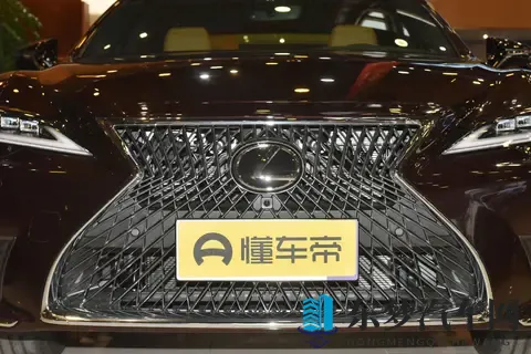 日系大型豪华轿车雷克萨斯LS，普通人能不能入手？-1