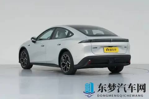 预售1399万起，激光雷达+59s破百+磁流变悬架，深蓝L06要火？-3