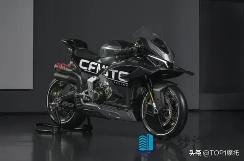 米兰车展丨213匹、极速300+国产最强仿赛，春风V4 SR-RR来了-3