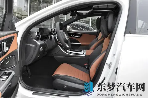 2025款奔驰C级购车手册：配置差异解析与选买指南-3