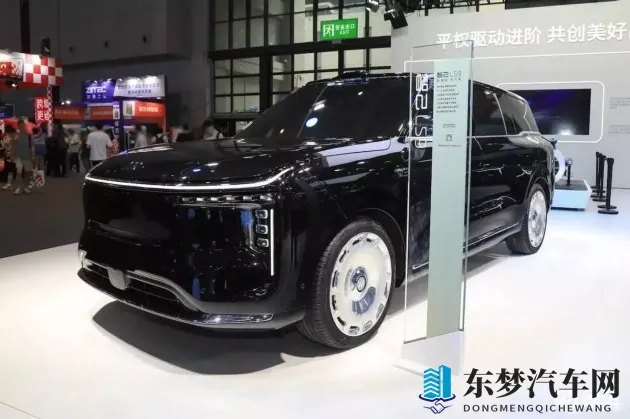 美女脱光光软件：智能驾驶新突破，安全出行新时代-1