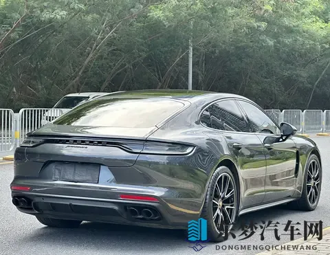 黄色视频app下载3.0.3免费装：智能驾驶技术革新，未来出行更安全便捷-2