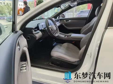 静态体验荣威M7 DMH：15万级“行政座驾”的舒适暴击-1