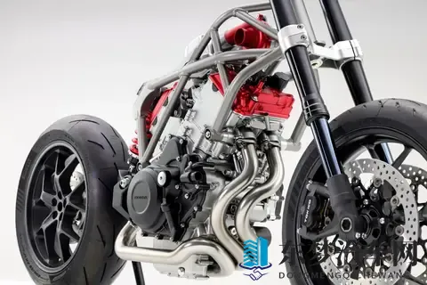 EICMA前瞻｜国际大牌齐聚米兰，这 9 款车型值得关注！-3