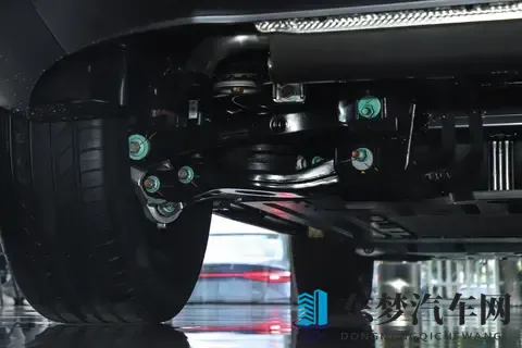 带娃全家游，为什么我会推荐方程豹钛7？这几点让我真香-2