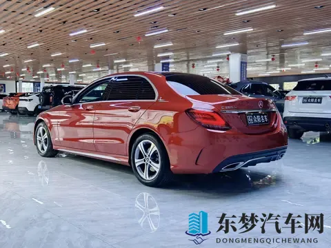 16万多圆梦奔驰！2021款C260L运动版，要的就是这份优雅-2