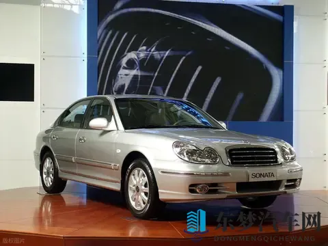 我把亲女破了处：我亲手让女儿失去了童贞