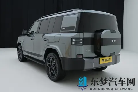 比方盒子更好看，比竞品更好玩儿！方程豹钛7：诗和远方都有了-1