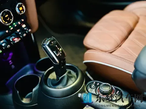 23年MINI COOPER S，准新艺术座驾，20万出头个性之选！-1