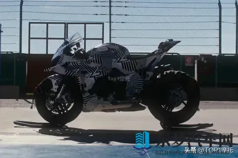 米兰车展丨213匹、极速300+国产最强仿赛，春风V4 SR-RR来了-1