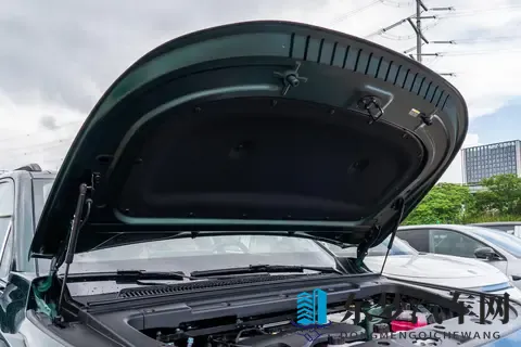 试驾2026款零跑C16：中大型SUV的空间舒适性，15万元就能拥有？-3