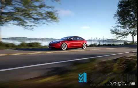 特斯拉 Model 3 vs 蔚来 ET5T，谁才是新能源轿车的大哥？-3