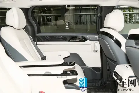 家用MPV新选择!2026款夏上市1968万起,性价比更高了-3