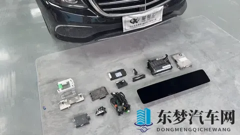 2019款奔驰E300老改新HU6触摸屏幕主机新款系统