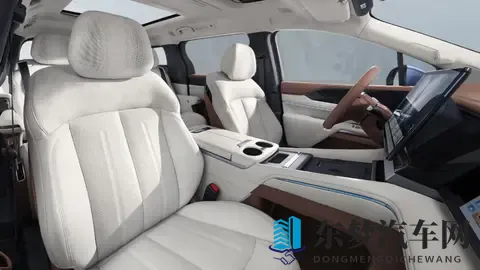 限时1968万起，性能全面升级，比亚迪夏在30万内无对手！-3