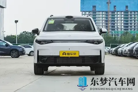 20万预算试了六座SUV,最终留在车位里的就是它-1