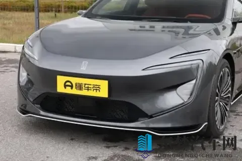 阿维塔12四激光版体验：智能安全与舒适配置的实际表现-3