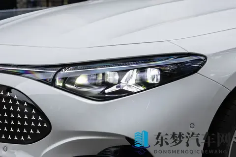 中国少妇毛茸茸：东方年轻女性,温柔可爱模样