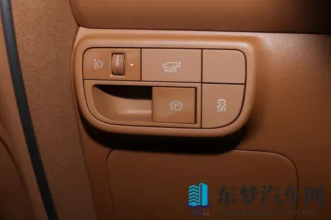 2026款帕里斯帝：进口6_7座SUV，25T混动油耗不到7L，家用不香吗-3