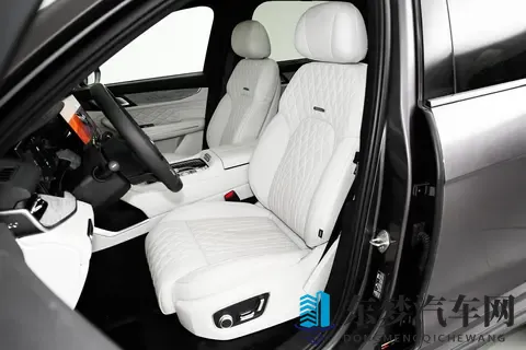 这款国产中大型 SUV 不香？比途昂省油，比汉兰达好看，真划算-1