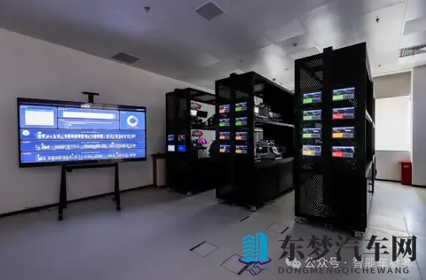 瓶子拳头交汇编HD：瓶拳对决，精彩瞬间，高清呈现