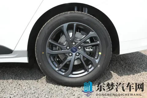 实拍 2025 款蒙迪欧：20T 配 8AT，动力充沛，适合家用