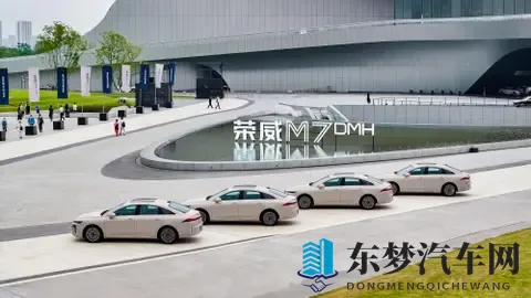 冬季挑10万级新能源混动车不踩坑：看续航、选智能、比售后-3