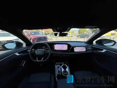 全新A6海外版实车曝光！这次奥迪是真下本了-2