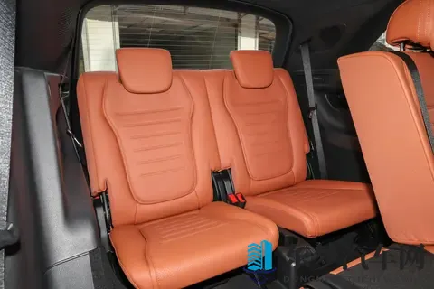 奔驰GLC价格大跳水，入门版最值得买！全新EV版曝光，该卖多少钱-1