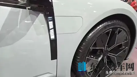 丰田全新卡罗拉概念车首秀,设计语言大换血,目标直指年轻市场-3