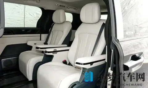 比亚迪“最便宜MPV”官宣，颜值很飒，云辇很棒！-3