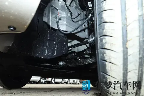 2025 款长安 Lumin 选购指南：哪款最适配你的需求？-1