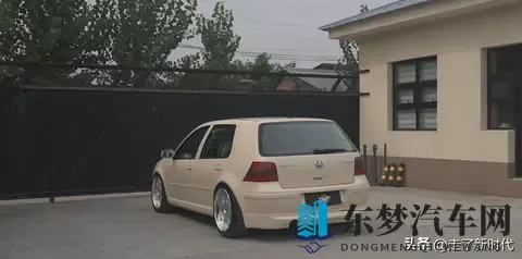 汽车工业的洪流滚滚向前，用日新月异的科技和稍纵即逝的潮流-1