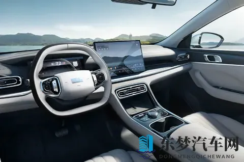 748万元起售的插混轿车表现如何？银河星耀6该怎么选