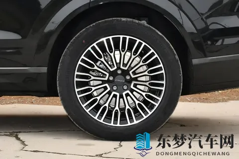 B级车预算买C级豪华SUV？2026款领克09四驱探索版来了-2