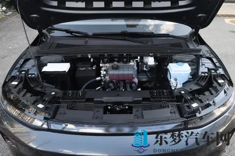 售价1198万,续航650km,配激光雷达,零跑B01值得选吗?-1