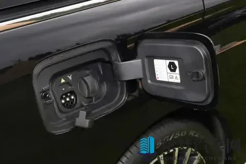 华为乾崑ADS 4+增程动力，2026款岚图梦想家会成为高端MPV新选择？-2